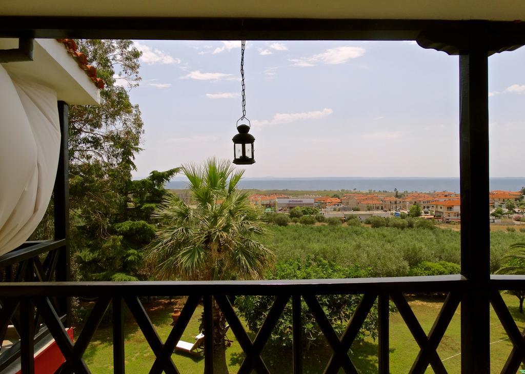 Apartments Karpetis A Green Paradise Psakoudia Room photo